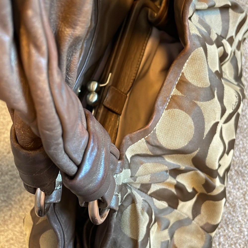 Coach Bag - Picture 5 of 6